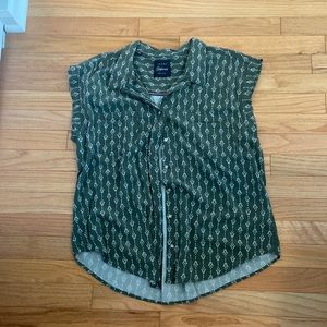 Green button down short sleeve tee. Size XL